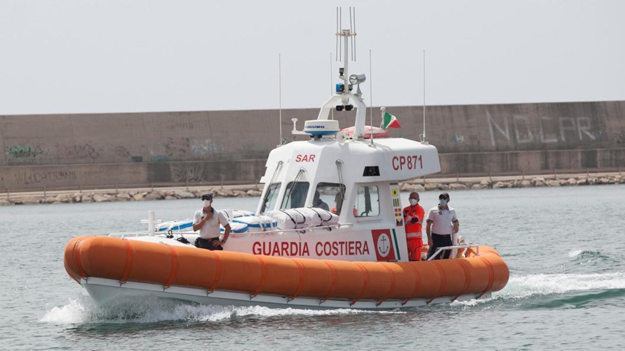 La Guardia costiera forma i “cittadini del mare” 