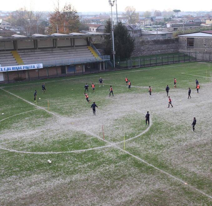 Impianti sportivi a Pietrasanta, arriva il super rincaro per chi prenotata da un altro Comune - Le tariffe   