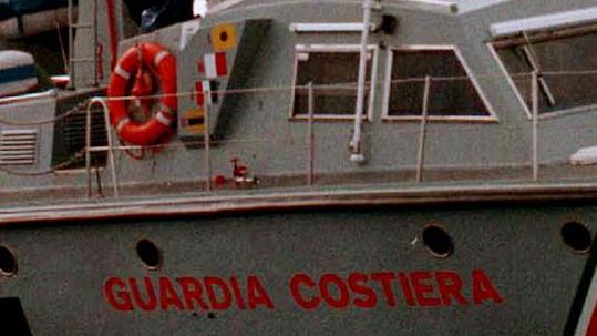 Pescavano di notte Multati due subacquei