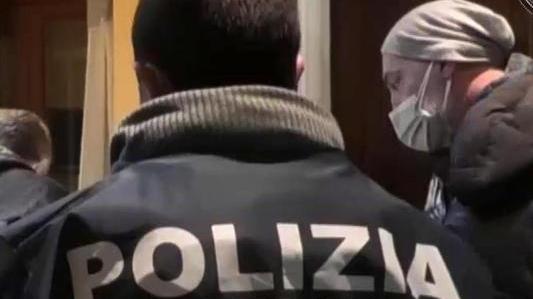 Droga, risse e furti tra i giovani Blitz della Polizia in otto case