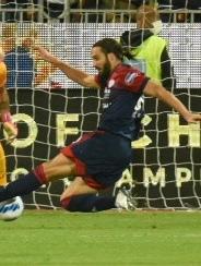 Cagliari, allarme Godin e Pavoletti 