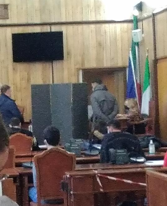 Collaboratori di giustizia in aula: vendette e ricatti tra agenti nel carcere di Ferrara