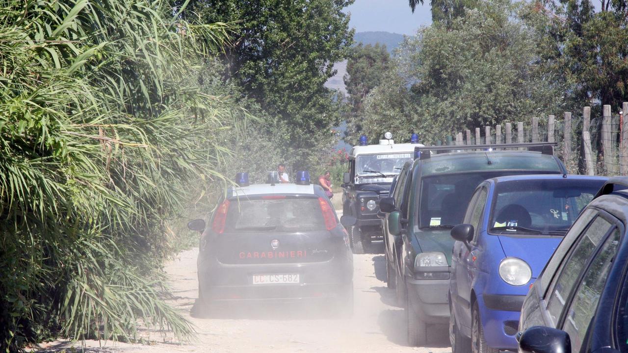 Trova i ladri in casa a Torre del Lago, rubati soldi e gioielli: «Ecco cosa ho visto»
