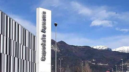 Rissa nello spogliatoio calciatore in ospedale