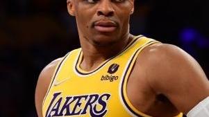 Lakers battuti a New York perdono anche i Clippers Miami sempre più in alto