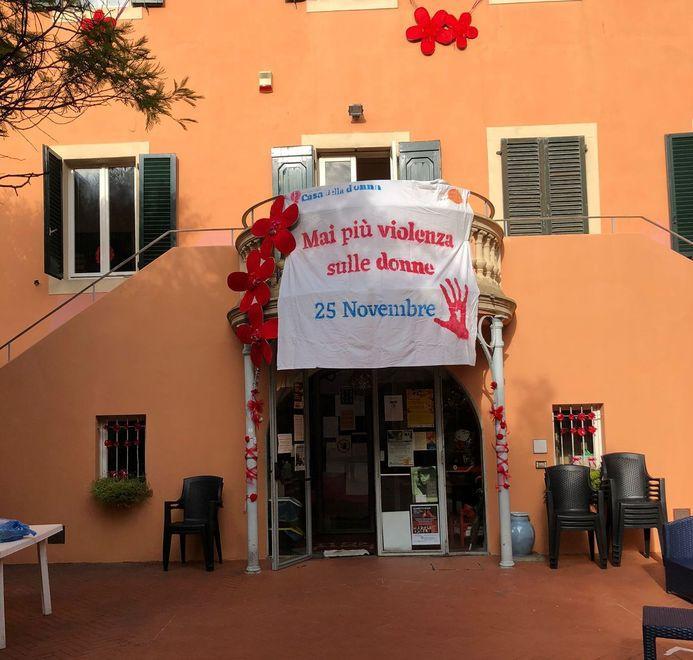 Riflessioni tra convegni e dibattiti contro la piaga della violenza di genere