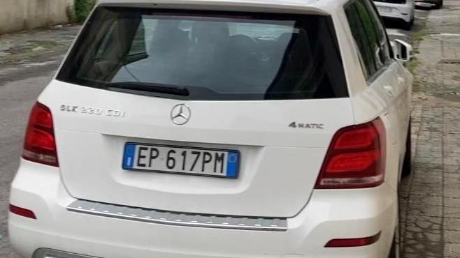 Ruba la supercar all’avvocato viareggino: «Era parcheggiata sotto casa, così l’ha portata via»