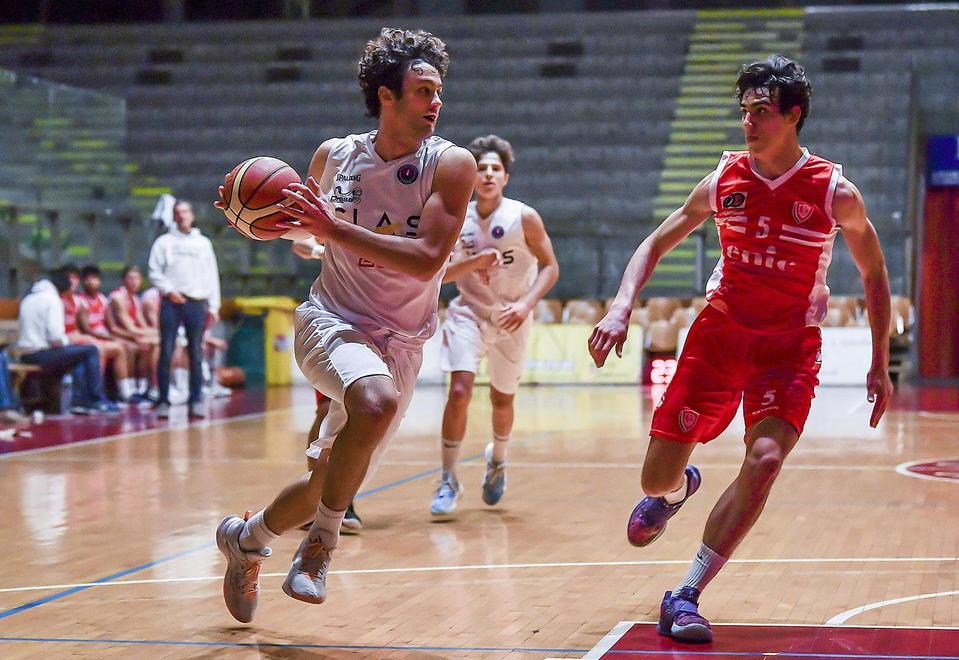 Clas Renault mette le marce alte L’under 19 è sempre uno show 
