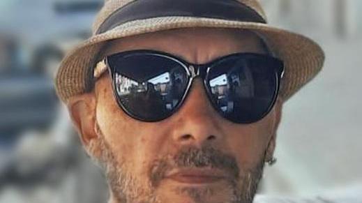 Domani ultimo saluto al 54enne esperto di fiere «Sapeva farci ridere»