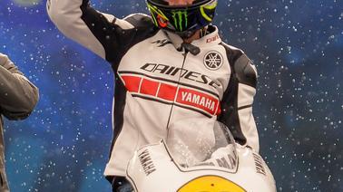Il saluto in Yamaha di Rossi