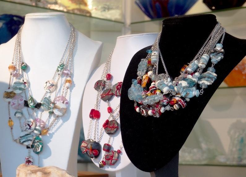 “Intrecci”, l’artigianato in vetrina 