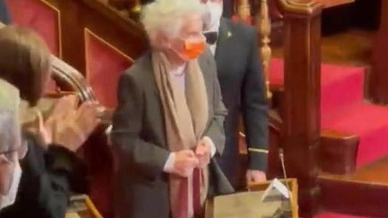 Mattarella: femminicidi fallimento della società