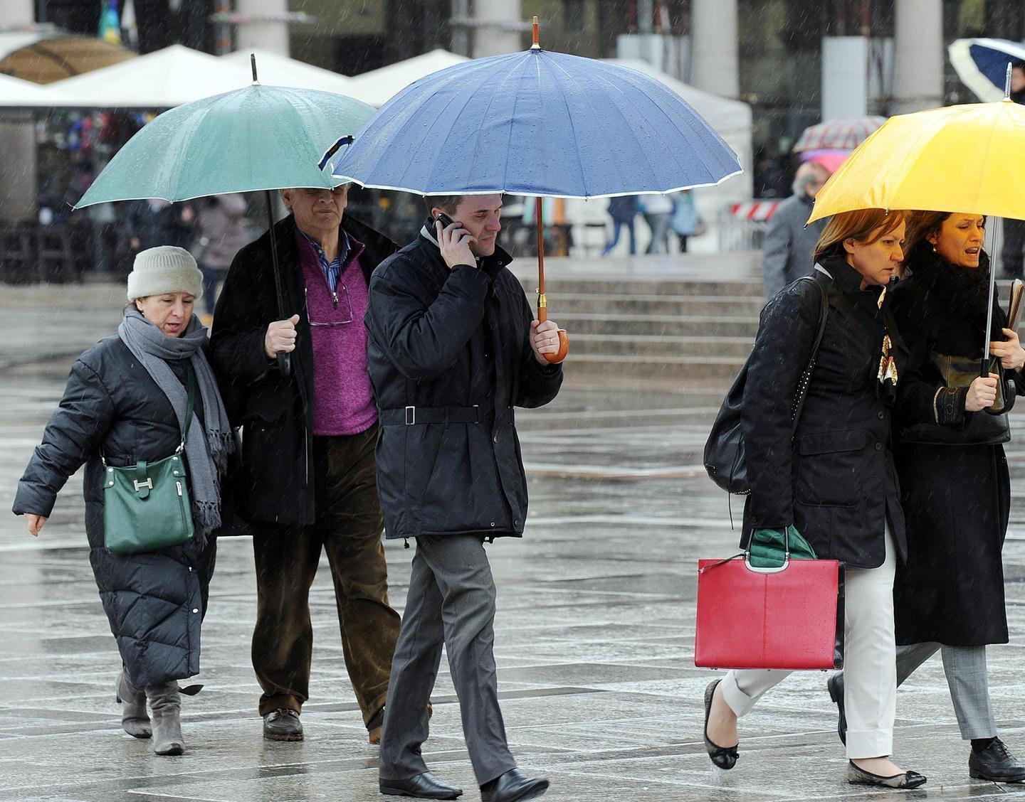 Pioggia e gelo, è arrivato l’inverno 