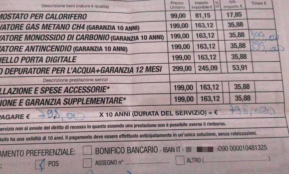 La ricevuta consegnata all'anziana dall'addetto