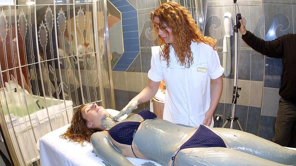 Trattamenti di bellezza alle terme Excelsior di Montecatini (foto d'archivio)