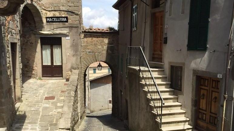 La casa e il giardino di Elena in dono al Comune