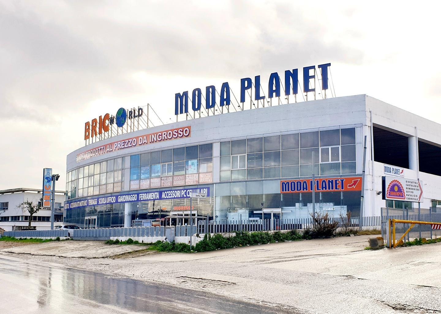 Sassari, il Brico World raddoppia senza autorizzazione: chiuso dal Comune 