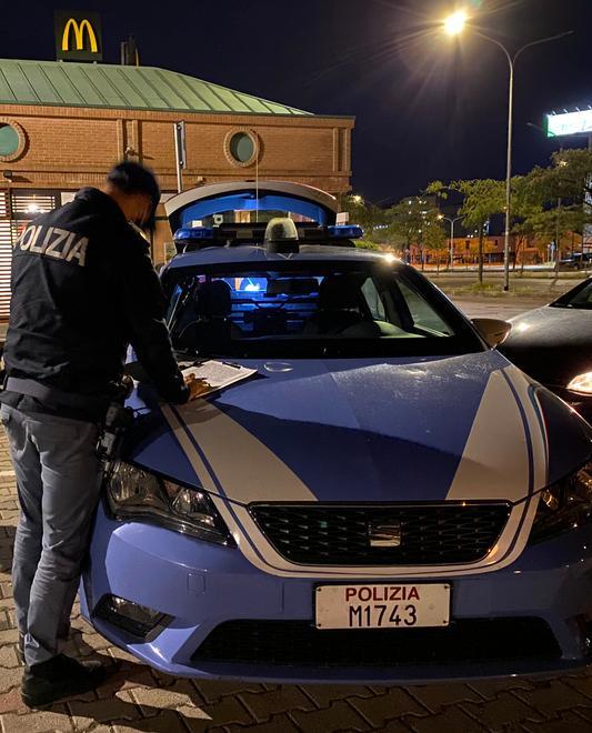 Ferrara, arrestato per maltrattamenti: la polizia applica le nuove norme 