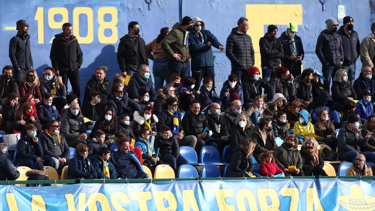 Carrarese super, 4-0 con il Teramo