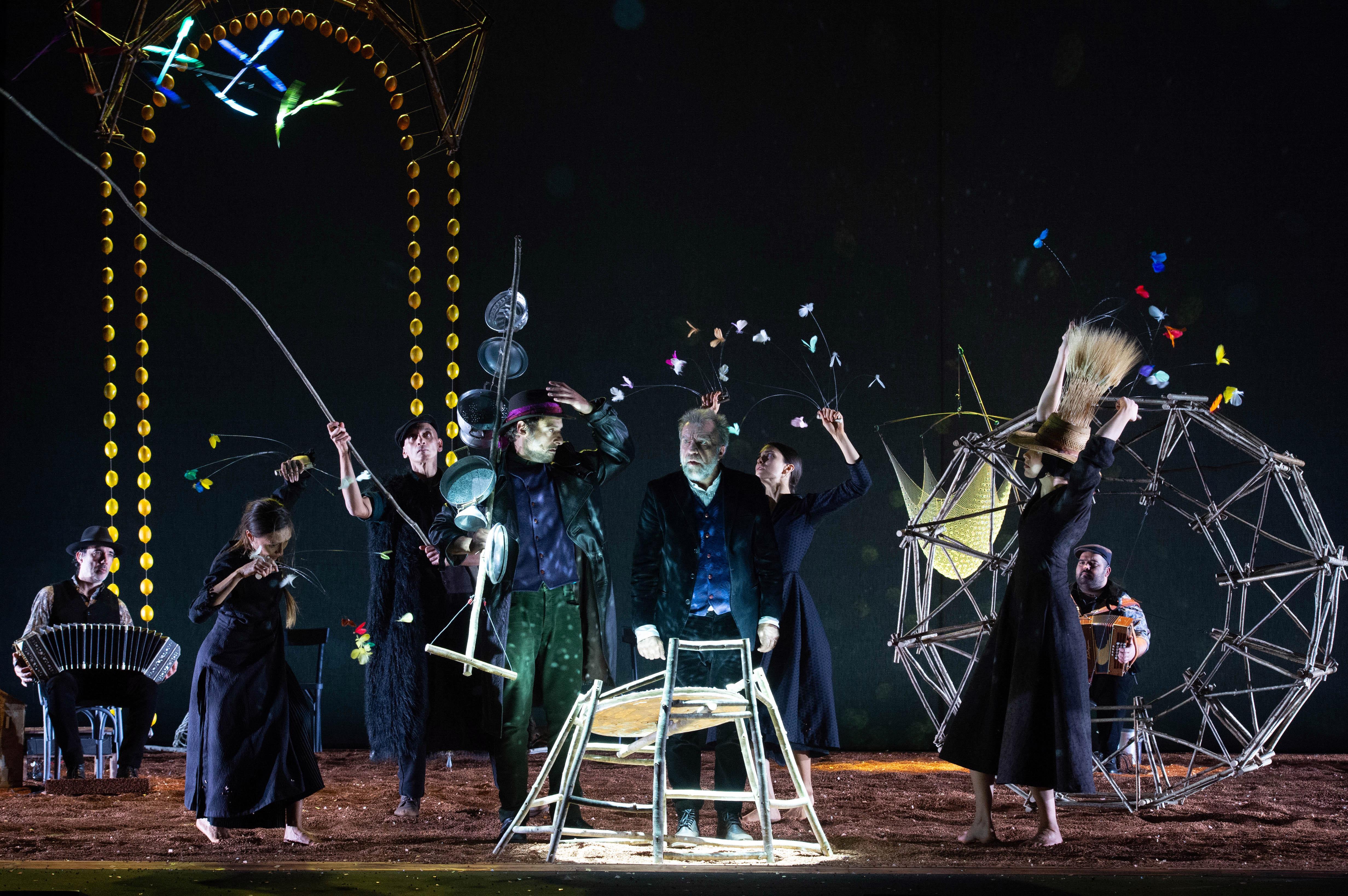 Sassari, gli abiti tradizionali sardi di Bagella in scena nei teatri di mezza Italia 