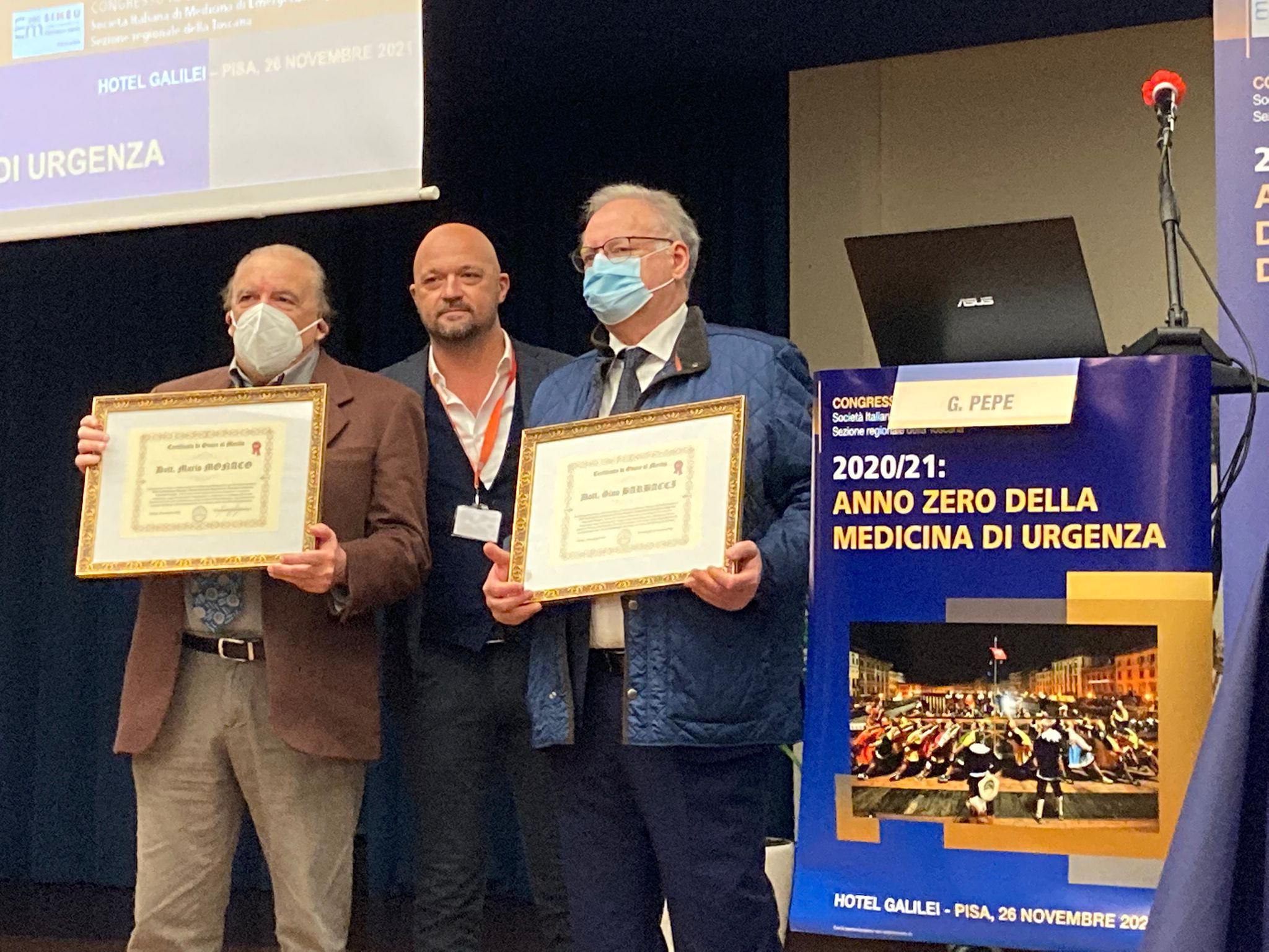 Premiati due veterani del pronto soccorso Versilia: «Esempio per i giovani» 