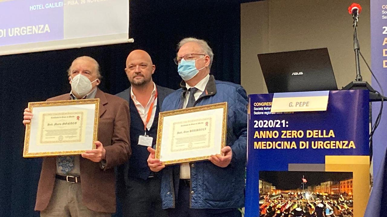 Premiati due veterani del pronto soccorso Versilia: «Esempio per i giovani»