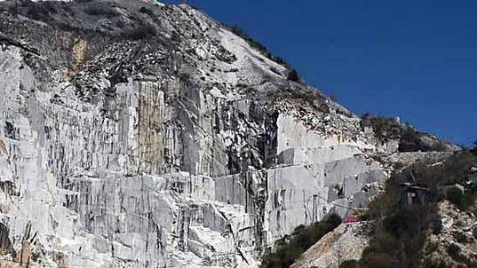 «Scuole e lapideo, continuiamo così»
