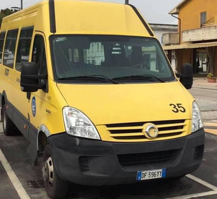 Quattro ex autisti di scuolabus risarciti dopo 14 anni dal Comune 