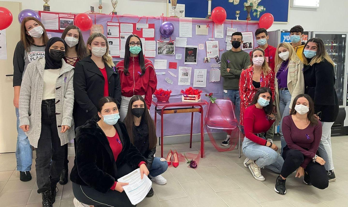 La Maddalena il Garibaldi dice no alla violenza contro le donne