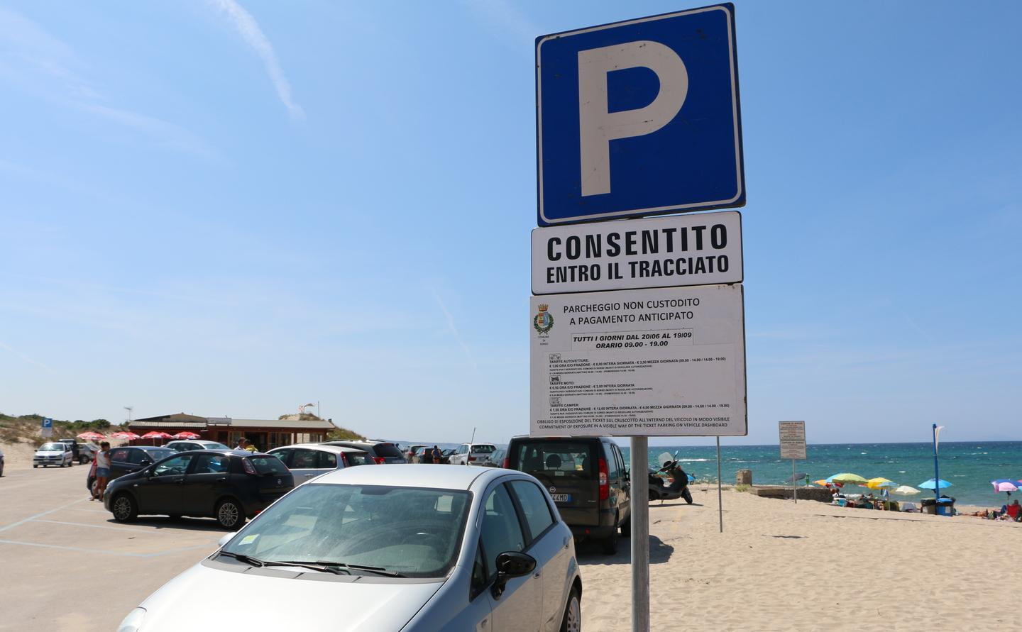 «Parcheggi nella pineta? Proposta contradditoria»