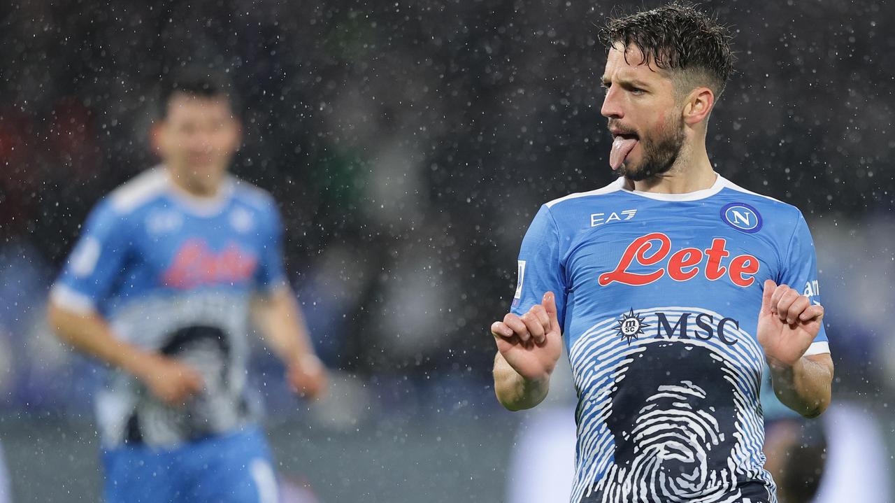 Nel nome di Maradona il Napoli manda un segnale ai navignati / Il punto