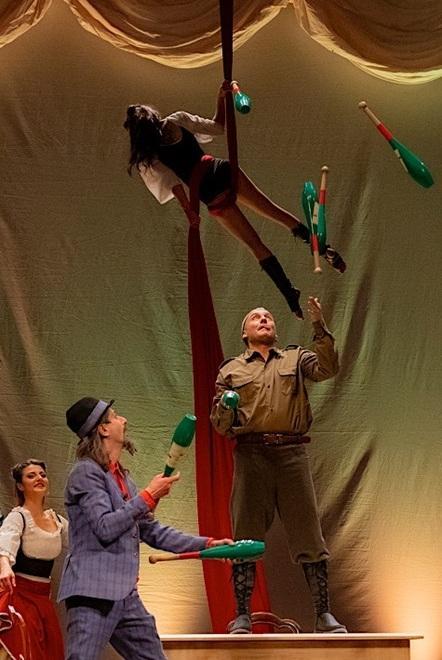 E ora si alza il sipario Va in scena il circo 