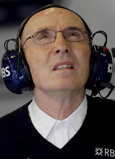 Bandiera a scacchi per Sir Frank, patron della Williams morto a 79 anni 