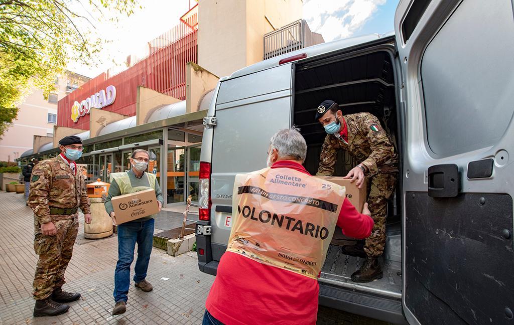Colletta alimentare, Brigata Sassari in campo 