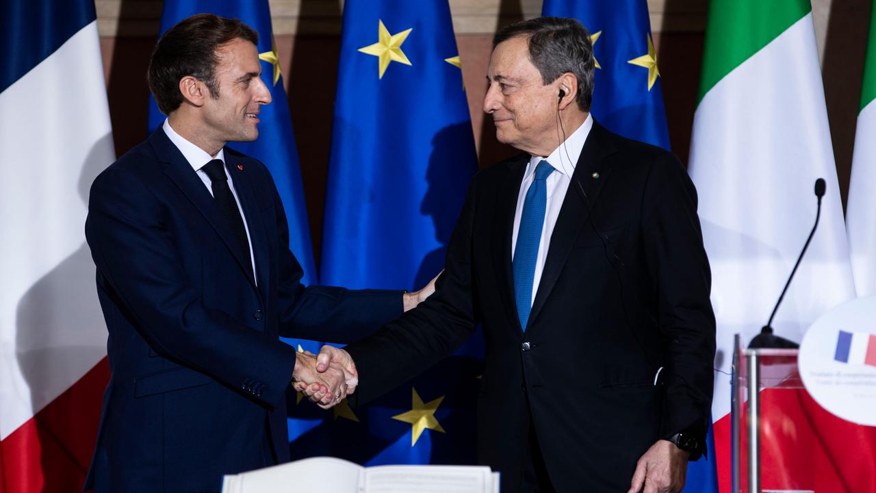 Roma e parigi insieme nel mondo