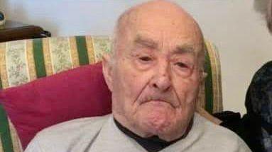 Addio al “banditino” una vita al volante del suo taxi a Pontedera