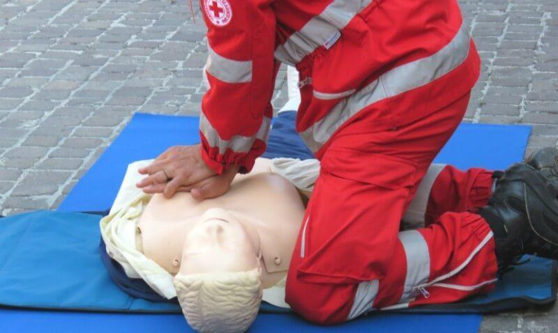 Sui banchi a lezione di primo soccorso: al via i nuovi corsi