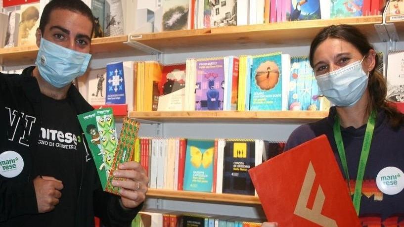 Un regalo di Natale che sa arricchire: diventare volontari per Mani Tese
