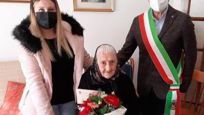 Giave festeggia i 101 anni di zia Antonietta