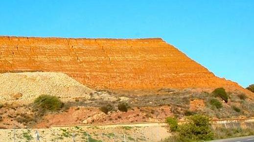 Terre rare dai fanghi rossi, progetto ignorato nell'isola va negli Usa