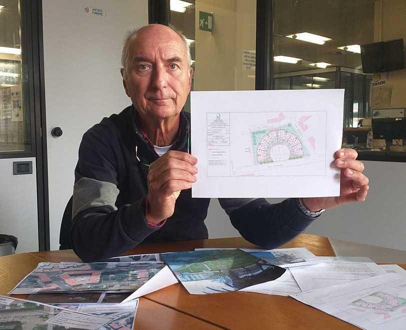 Pecorini mostra il rendering del progetto mai realizzato