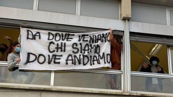 Gli studenti occupano le aule dello Stagi