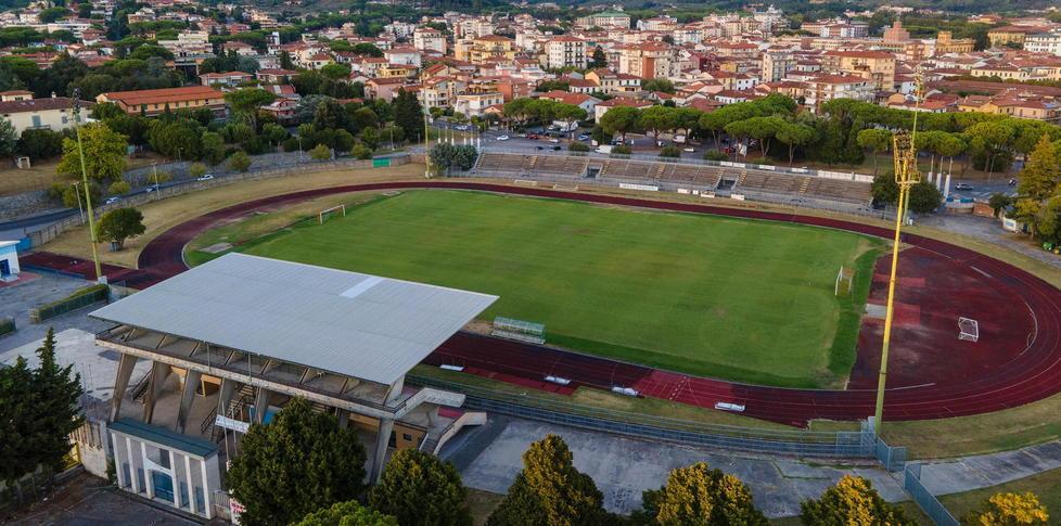 Stadio, solo in 100 per la partita contro la capolista 