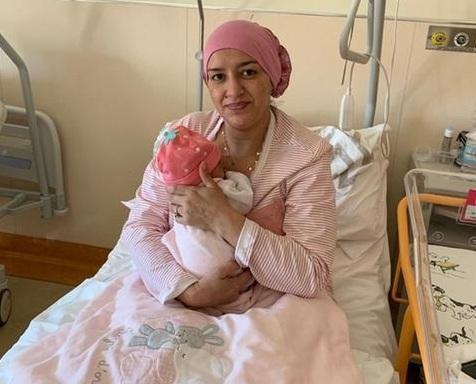 Corsa in ospedale sotto la neve La piccola Lina nasce in ambulanza 