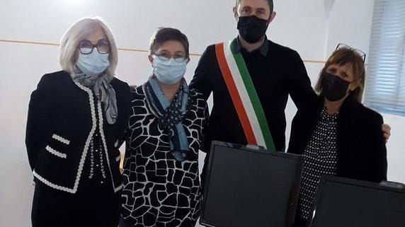 La donazione Lapam: ecco 20 computer per l’ex Teen Space
