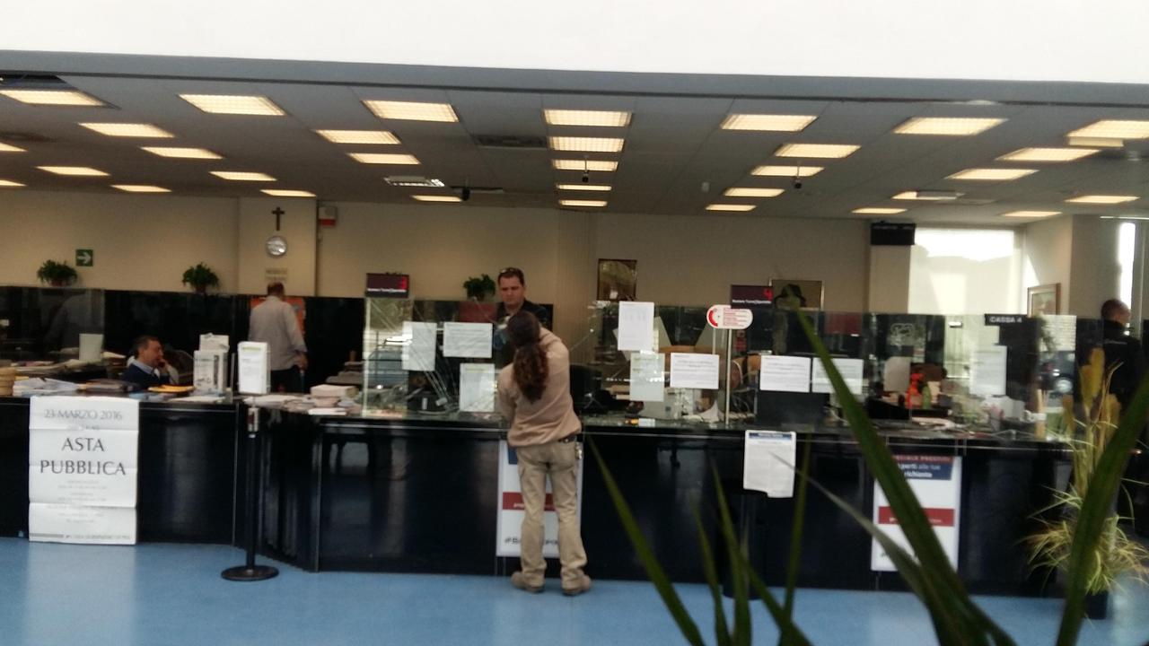 Banche, sparite 49 filiali in cinque anni: nella sola Pistoia 20 sportelli in meno