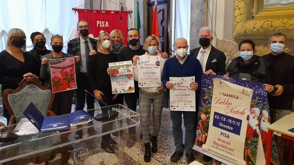 Fabbrica di Babbo Natale e mercati: il piano delle feste per il litorale pisano