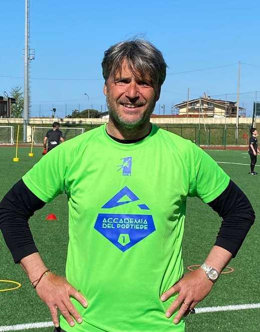 Dalla Carrarese alla Lucchese Il derby vissuto dal doppio ex 