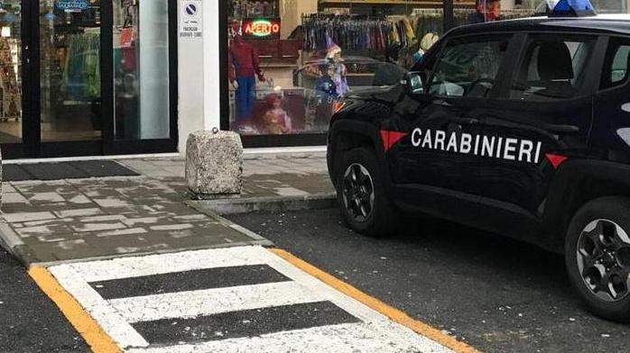 Compra online una Playstation ma a casa non arriva nulla