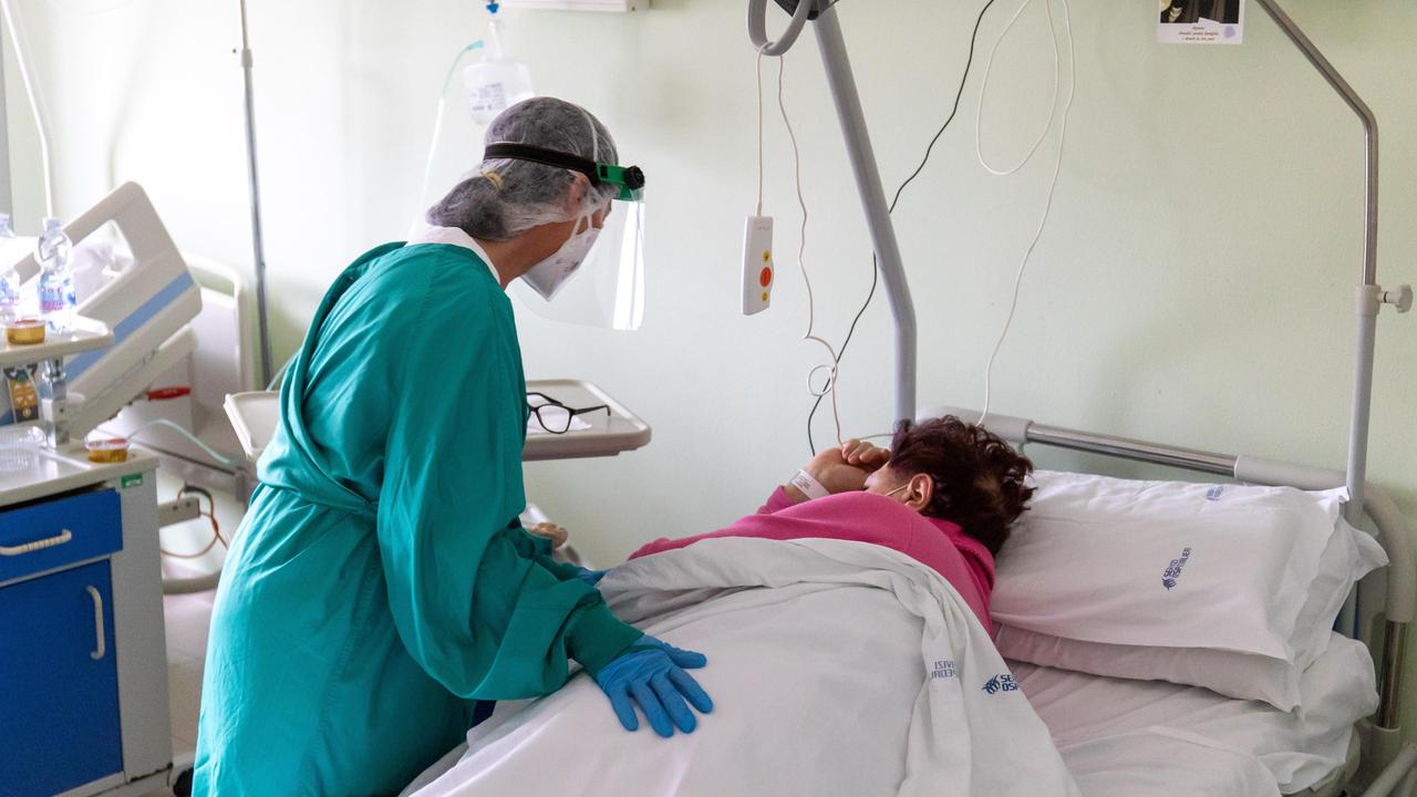 Un decesso e boom di ricoveri in reparti Covid, altri 11 pazienti al Sant'Anna